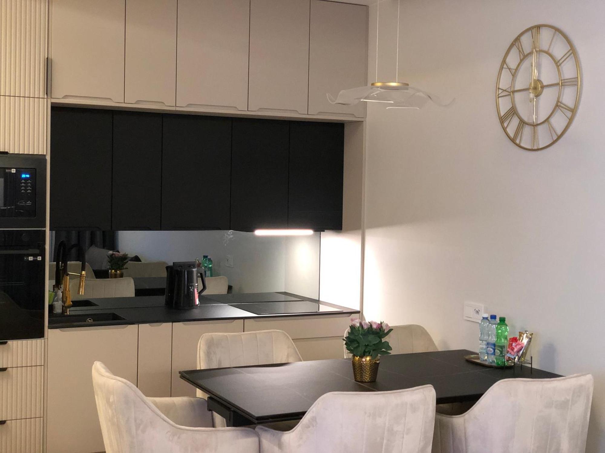 Komfortowe Apartamenty Kielce Klonowa ,Ogrodek, Garaz Podziemny, Samodzielne Wejscie Na Kod 24H Luaran gambar