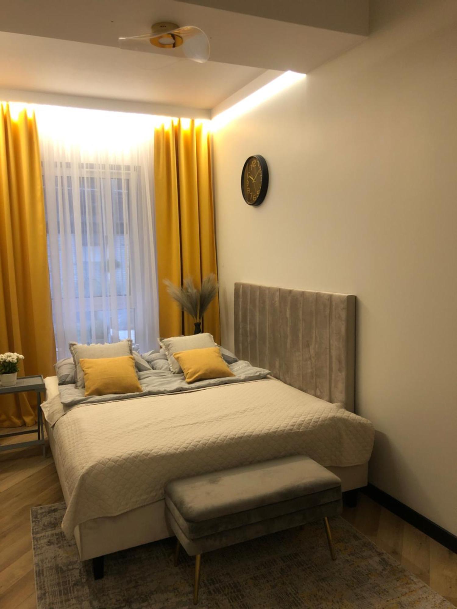 Komfortowe Apartamenty Kielce Klonowa ,Ogrodek, Garaz Podziemny, Samodzielne Wejscie Na Kod 24H Luaran gambar