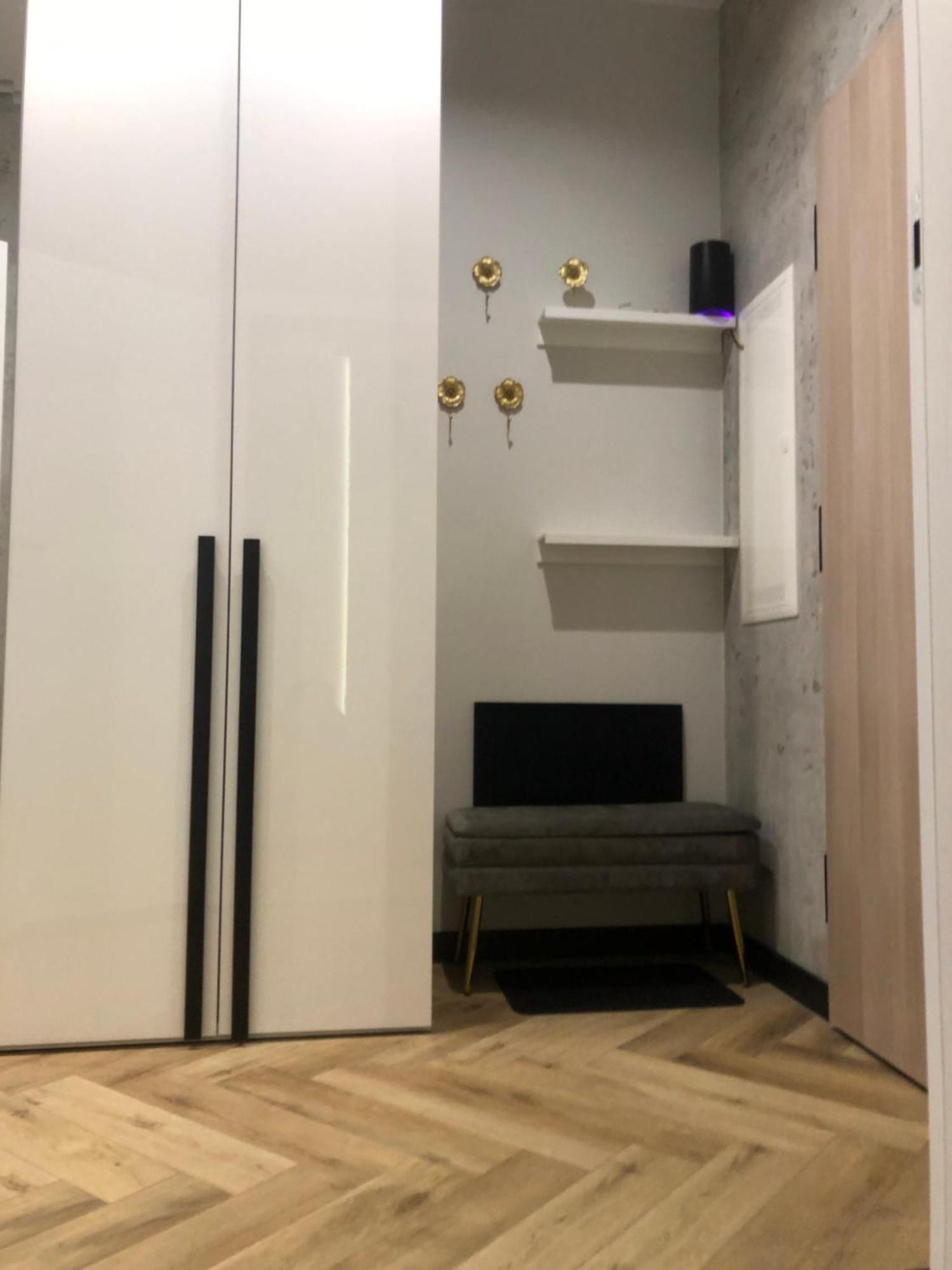 Komfortowe Apartamenty Kielce Klonowa ,Ogrodek, Garaz Podziemny, Samodzielne Wejscie Na Kod 24H Luaran gambar