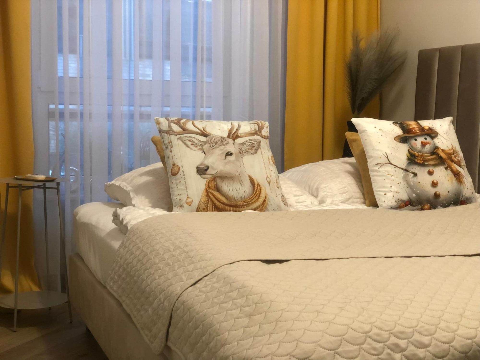 Komfortowe Apartamenty Kielce Klonowa ,Ogrodek, Garaz Podziemny, Samodzielne Wejscie Na Kod 24H Luaran gambar